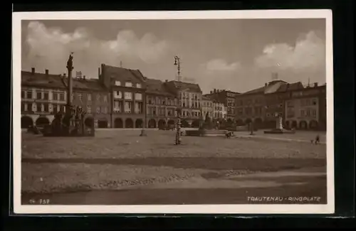 AK Trautenau, auf dem Ringplatz