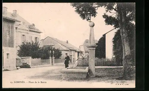 AK Lompnes, Place de la Mairie