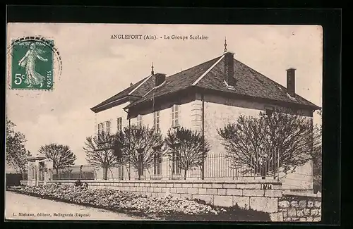 AK Anglefort, Le Groupe Scolaire