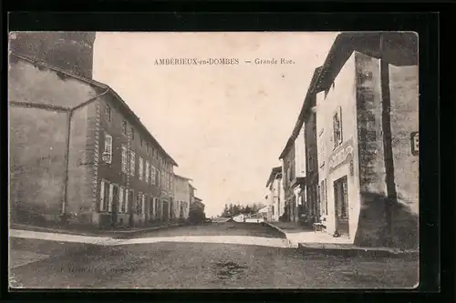 AK Amberieux-en-Dombes, Grande Rue