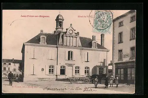 AK St-Trivier-sur-Moignans, Hotel-de-Ville