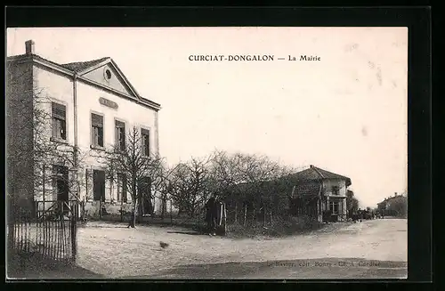 AK Curciat-Dongalon, La Mairie