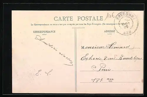 AK La Valbonne, La Place