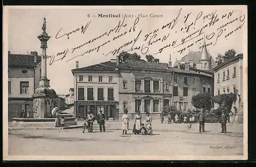 AK Montluel, Place Carnot, Monument