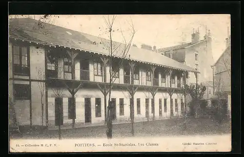 AK Poitiers, Ecole Saint-Stanislas, Les Classes