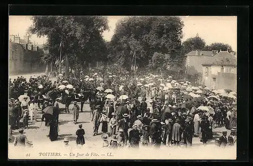 AK Poitiers, Un Jour de Fete