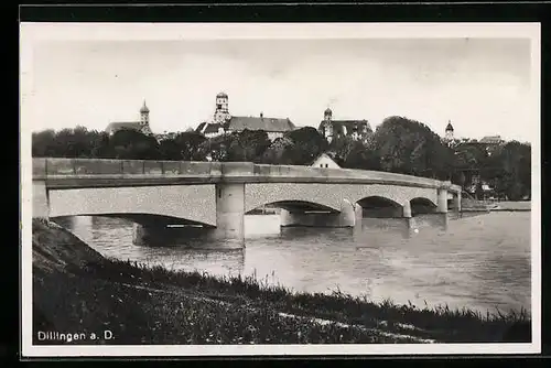 AK Dillingen a. D., Teilansicht mit Flussbrücke