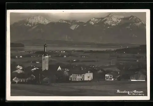 AK Rimsting a. Chiemsee, Totale mit Gebirgswand