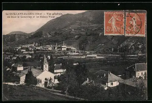 AK Le Saillans-du-Gua, Vue générale, au fond le Genevray el les Usines Vicat