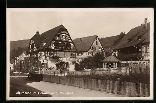 AK Alpirsbach /Schwarzwald, Marktplatz mit Hotel Löwen-Post