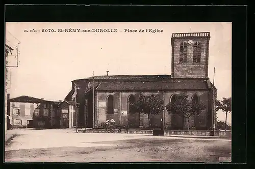 AK St-Rémy-sur-Durolle, Place de l`Eglise