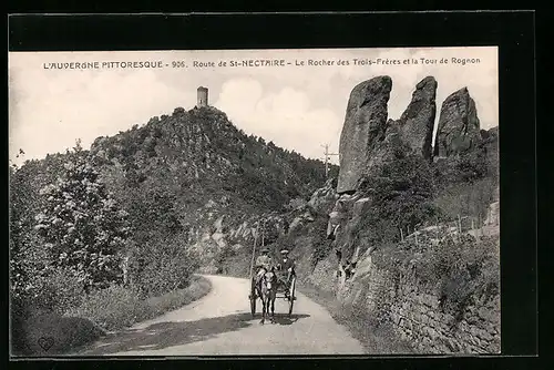 AK St-Nectaire, Route de Village, Le Rocher des Trois-Freres et la Tour de Rognon