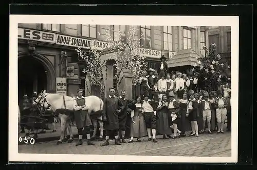 Foto-AK Wien, Franz-Josefs-Kai, Prozession