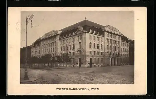 AK Wien, Gebäude des Wiener Bank-Vereins mit Strasse