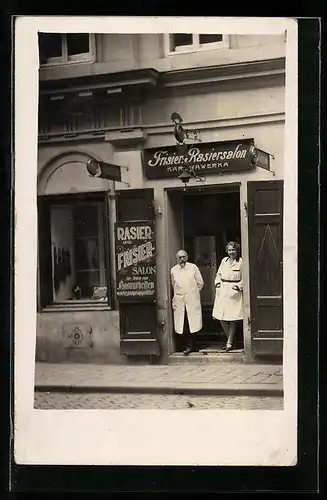 Foto-AK Wien, Frisier- und Rasiersalon Karl Wawerka, Zieglergasse 32