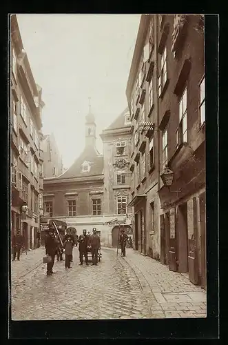 Foto-AK Wien, Institut für Kleidermachen und Schuhmacher Josef Ondrowicz, Schönlaterngasse 5 und 7
