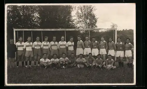 Foto-AK Waiblingen, Mannschaftsfoto eines Fussballteams