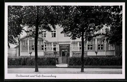 AK Berlin-Heiligensee, Restaurant und Cafe Dannenberg, Dorfstrasse 77, Strassenansicht