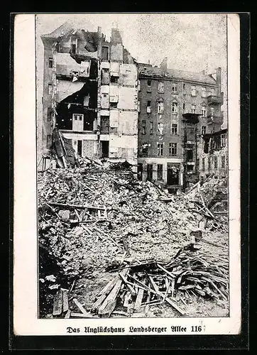 AK Berlin-Lichtenberg, Zerstörtes Haus in der Landsberger Allee 116
