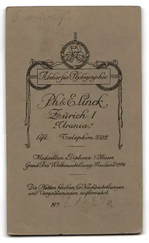 Fotografie Ph. & E. Linck, Zürich, junge Dame in weisser Bluse mit Halskette