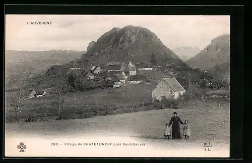 AK Saint-Sauves, Village de Chateauneuf