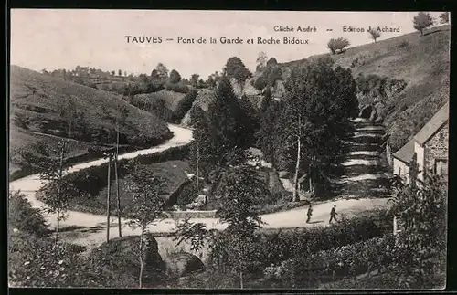 AK Tauves, Pont de la Garde et Roche Bidoux