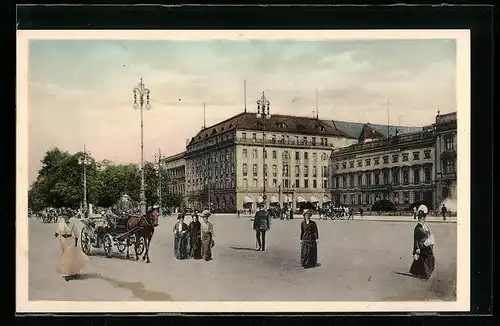 AK Berlin, Pariser Platz mit Hotel Adlon