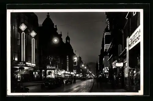 AK Berlin, Friedrichstrasse bei Nacht, UFA Theater