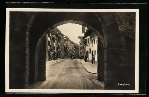AK Rheinfelden, Blick durchs Tor