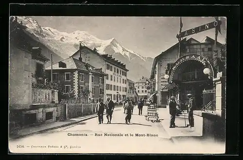 AK Chamonix, Rue Nationale et le Mont-Blanc