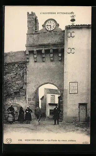 AK Montpeyroux, La Porte du vieux château
