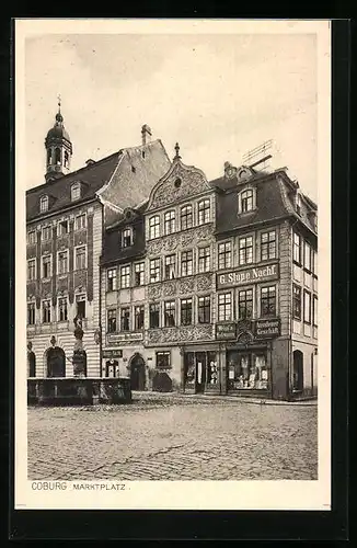 AK Coburg, Marktplatz mit Brunnen und Geschäften