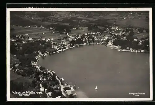 AK Velden am Wörthersee, Fliegeraufnahme des Ortes