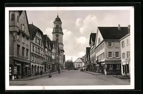 AK Hechingen /Hohenzollern, Marktplatz mit Passanten