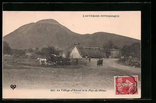 AK Enval, le Village et le Puy-de-Dome