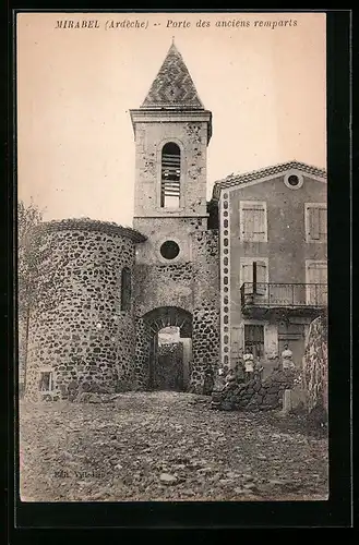 AK Mirabel, Porte des anciens remparts