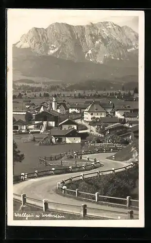 AK Wallgau, Ortsansicht mit Durchgangsstrasse und Wetterstein