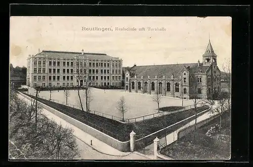 AK Reutlingen, Realschule mit Turnhalle