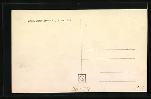 AK Wien, Rauchende Überreste des Justizpalastes 1927