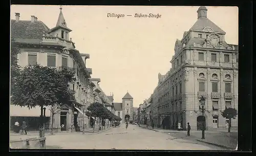 AK Villingen, Bicken-Strasse, Blick zum Tor