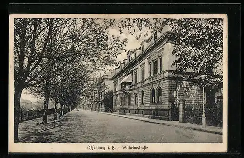 AK Offenburg i. B., Wohnhäuser in der Wilhelmstrasse