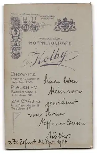 Fotografie Kolby, Chemnitz, Friedrich Auguststrasse 9, Jüngling mit Bürstenschnitt und Zwicker