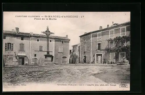 AK Saint-Marcel-d`Ardèche, Place de la Marie