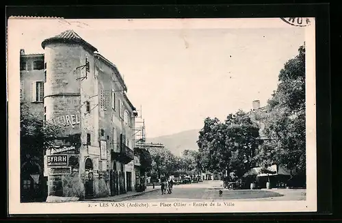 AK Les Vans, Place Ollier, Entrée de la Ville