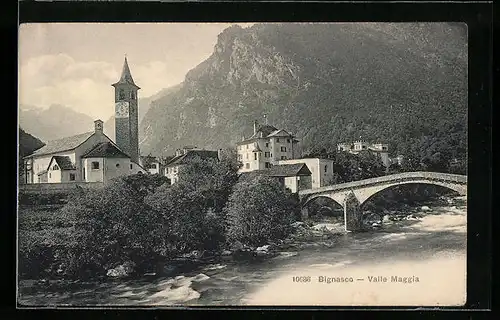 AK Bignasco, Valle Maggia, Flusspartie mit Brücke