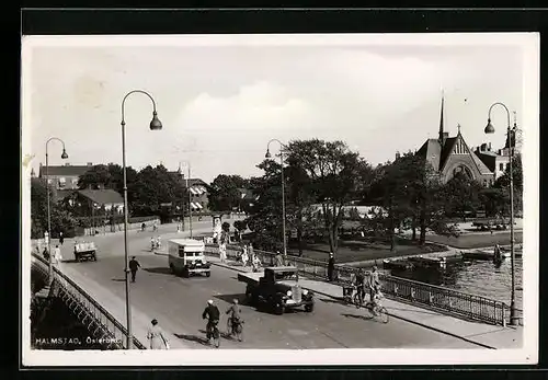 AK Halmstad, Österbro, Kyrkan