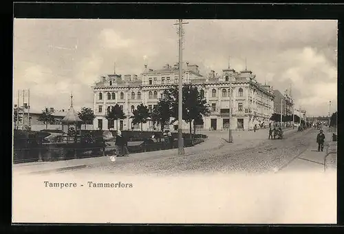 AK Tampere, Strassenpartie mit Passanten