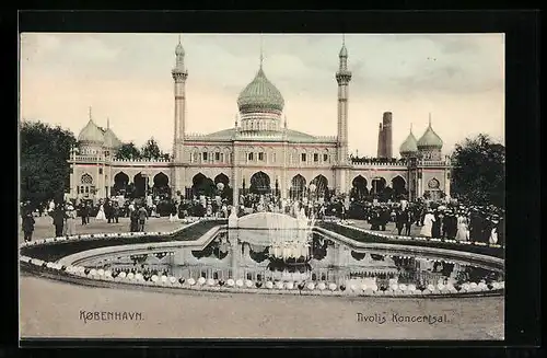 AK Kopenhagen, Konzertsaal im Tivoli mit Publikum und Springbrunnen