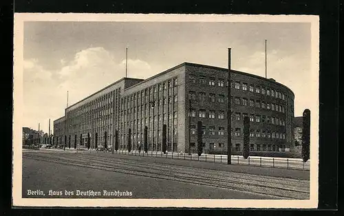 AK Berlin-Charlottenburg, Strassenpartie am Haus des Deutschen Rundfunks