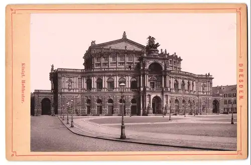 Fotografie unbekannter Fotograf, Ansicht Dresden, Partie an dem königlichen Hoftheater